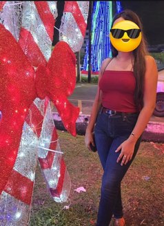 Nisha independent meeting and camsho - puta in Mumbai Photo 3 of 7