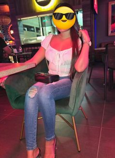 Nisha independent meeting and camsho - puta in Mumbai Photo 6 of 7