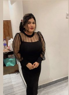 Nisha [independent] Real Meet Cam🦋 - puta in Mumbai Photo 2 of 4