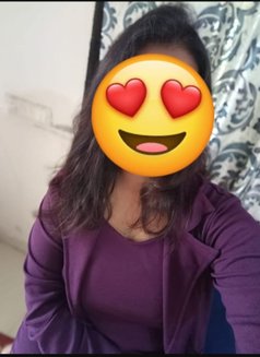 Nisha - escort in Ahmedabad Photo 3 of 4