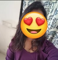 Nisha - puta in Ahmedabad