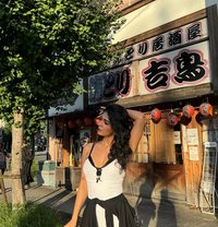 Nisha - puta in Ajmān