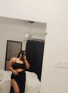 Nisha - escort in Bangalore Photo 3 of 3