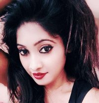 Nisha - puta in Chennai