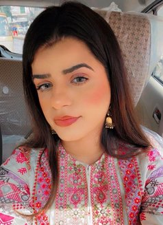 Nisha - escort in Dubai Photo 2 of 4