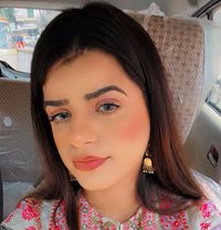 Nisha - puta in Dubai