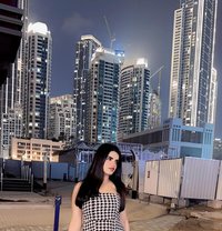 Nisha - puta in Dubai