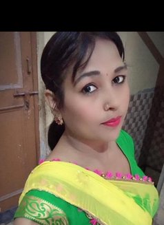 Nisha - escort in Faridabad Photo 1 of 2