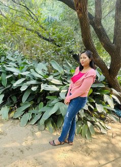 Nisha - escort in New Delhi Photo 4 of 4