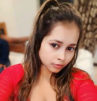 NISHA [( CAM & REAL SESSION )] - puta in Hyderabad