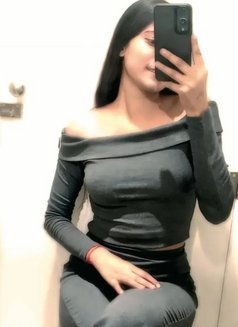 Nisha - escort in Mumbai Photo 2 of 3