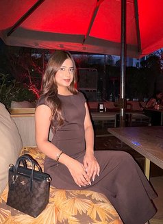 Nisha - escort in Mumbai Photo 1 of 5