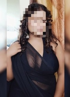 Cam independent Bhabhi - puta in Chennai Photo 2 of 2