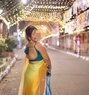 Bhabhi - puta in Pune Photo 2 of 2