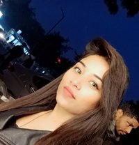 Nisha - puta in New Delhi