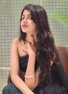 Nisha - escort in New Delhi Photo 1 of 3