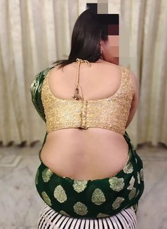 Independent Bhabhi for cam - escort in Mumbai Photo 2 of 2