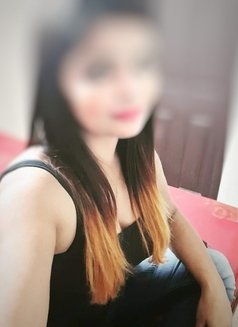 Nisha - escort in Noida Photo 1 of 2