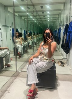 Nisha - escort in Noida Photo 5 of 10