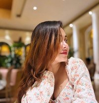 Nisha - puta in Pune