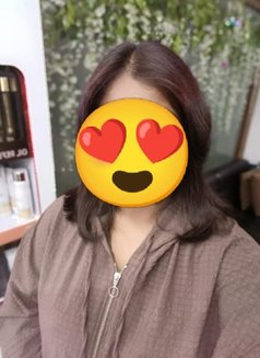 Nisha - puta in Pune Photo 3 of 3