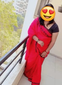 Nisha - escort in Pune Photo 2 of 4