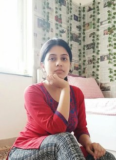 NISHA - puta in Pune Photo 1 of 1