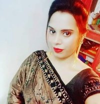 Priya Sharma - masseuse in Pune