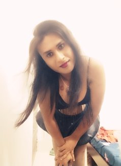 Nisha - Transsexual escort in Bangalore Photo 4 of 13