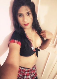 Nisha - Transsexual escort in Bangalore Photo 8 of 13