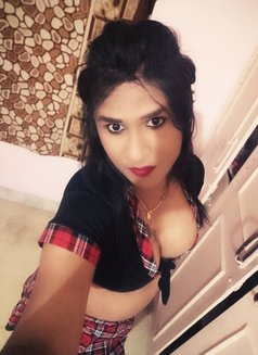 Nisha - Transsexual escort in Bangalore Photo 11 of 13