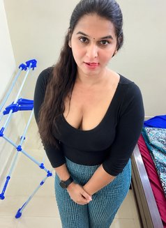 Nisha - Transsexual adult performer in Hyderabad Photo 3 of 3