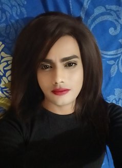 Nisha - Masajista in New Delhi Photo 2 of 4