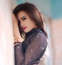 Nisha - masseuse in New Delhi