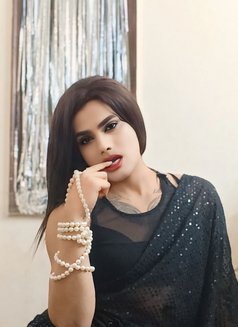 Nisha - Masajista in New Delhi Photo 2 of 7