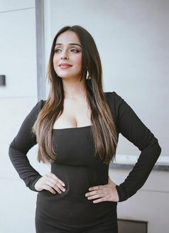 Nisha Indian Model - escort in Sharjah Photo 3 of 5