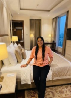 Nisha [ individual ]Real Meet Cam🤍 - puta in Mumbai Photo 3 of 3