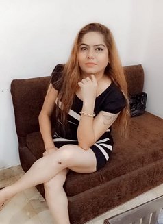 ALISHA MASSAGE PARLOUR - Masajista in New Delhi Photo 6 of 11