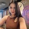 Nisha Malhotra - puta in New Delhi Photo 2 of 3