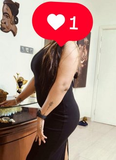 Nisha Malhotra - escort in New Delhi Photo 9 of 11