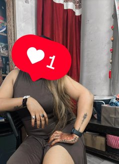 Nisha Malhotra - escort in New Delhi Photo 10 of 11