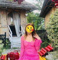 One and only hand cash service - escort in Kathmandu