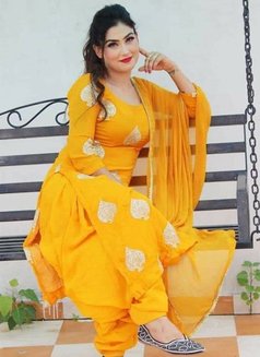 NISHA RANA 𝟵𝟴𝟴𝟴𝟳𝟏𝟏𝟏𝟰𝟰 - puta in Ludhiana Photo 3 of 4