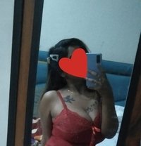 Tannu real meet and Cam Queen - puta in Indore