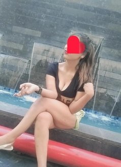 Tannu real meet and Cam Queen - escort in New Delhi Photo 12 of 15
