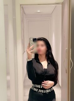 Nisha real meet & cam with outstation - escort in Mumbai Photo 4 of 4