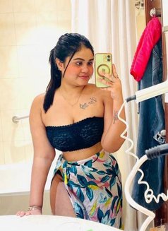 Nisha - escort in Pune Photo 5 of 10