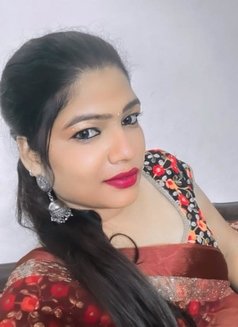 Nisha Sexy - Transsexual escort in Chennai Photo 2 of 2