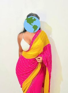 NISHA SEXY INDIAN - escort in Doha Photo 2 of 5