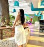 Nisha Sharma - puta in Abu Dhabi Photo 1 of 4